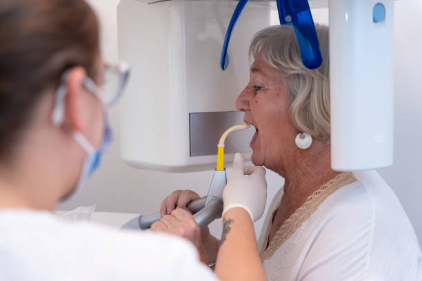 Best Emergency Dental Services for Seniors in Malibu, CA